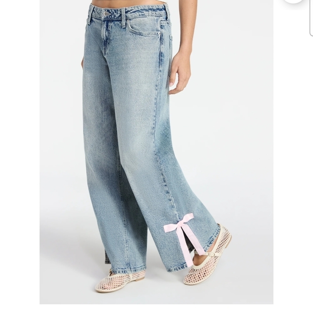 No Boundaries Baggy Jeans size 2 with Side Bow light pink